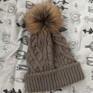 Winter togue hat beanie
